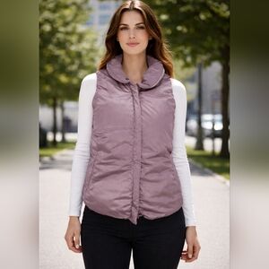 GAP Mauve Quilted Sheem Stand Collar Puffer Vest. Size XS